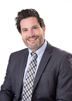 Andrew Voelker