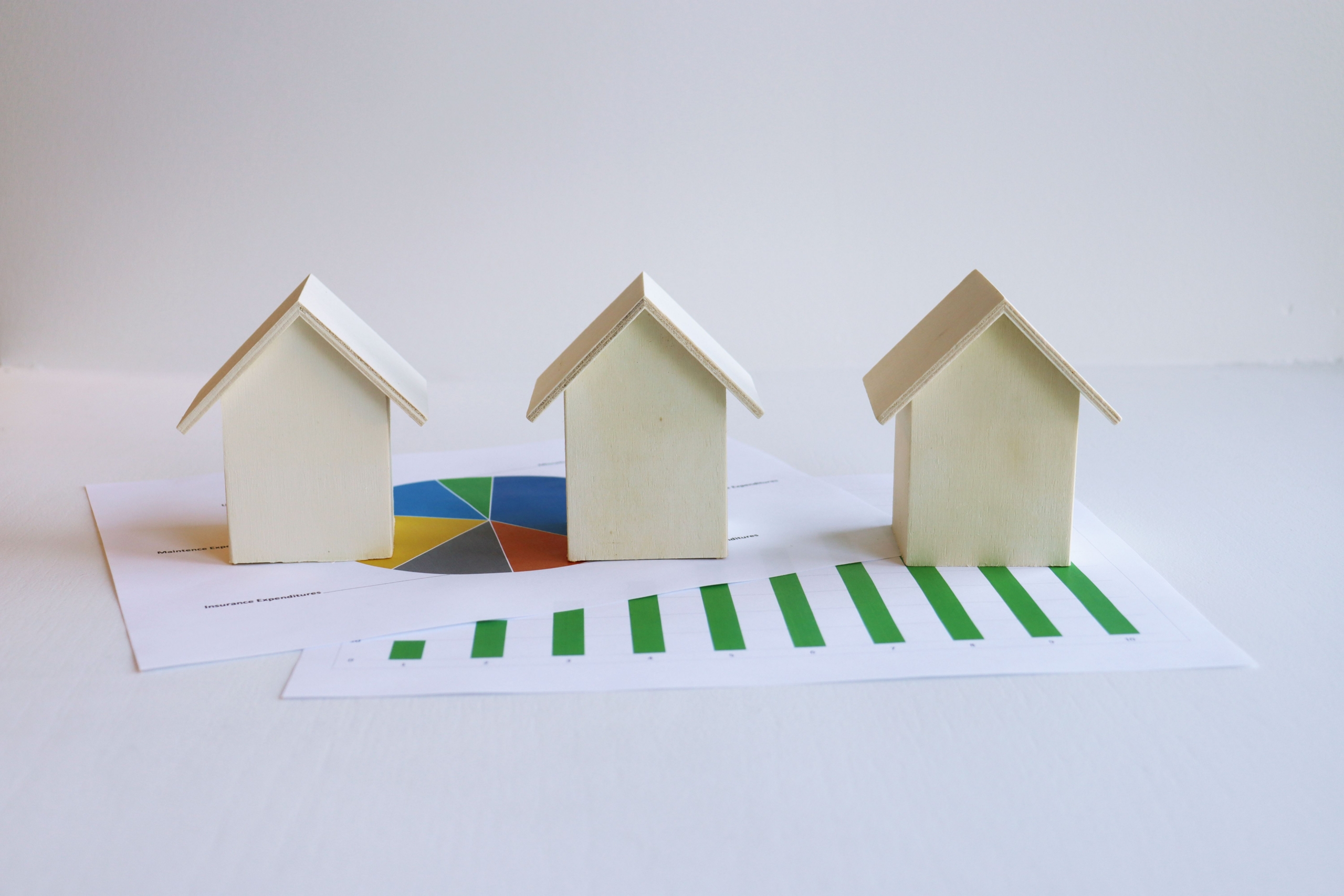 Dividing Multiple Real Estate Properties in a Washington Divorce